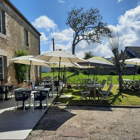Hotel Logis De Carolles