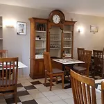 Ξενοδοχείο Logis De 3*