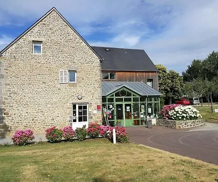Hotel Logis De 3*