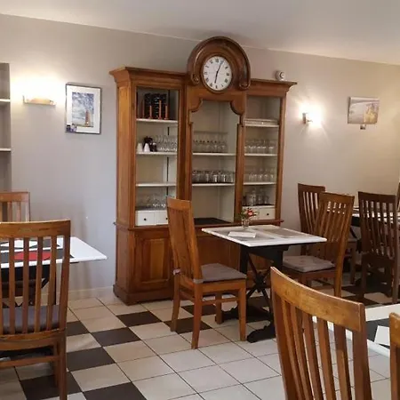 Logis De Hotel