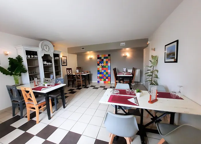 Logis De 3* Carolles